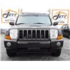 Image 2 : E3 --  2006 JEEP COMMANDER , Grey , 204015  KM's