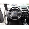 Image 23 : C6F --  2011 FORD ESCAPE LTD  , White , 135636  KM's