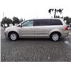 Image 8 : F2 --  2009 VW ROUTAN SE  , Brown , 199404  KM's