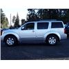 Image 8 : O6 --  2005 NISSAN PATHFINDER LE , Silver , 247643  KM's