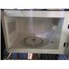 Image 2 : DANBY DESIGNER MICROWAVE