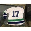 Image 2 : CANUCKS REEBOK SIZE XXL #17 HOCKEY JERSEY