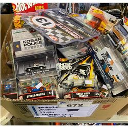 ASSORTED NEW IN PACKAGING TOY CARS (GREENLIGHT, HOT WHEELS)