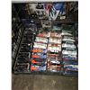 Image 2 : ASSORTED NEW IN PACKAGING TOY CARS (GREENLIGHT)
