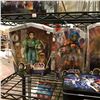 Image 2 : 5 NEW IN PACKAGING STAR WARS PRODUCTS: LUNCH BOX & TOYS