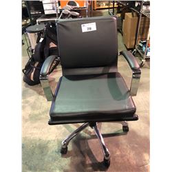 ROLLING & RECLINING OFFICE CHAIR