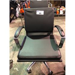 ROLLING & RECLINING OFFICE CHAIR