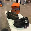 Image 2 : 2 NEW IN BOX SHOE SIZE 11 1/2: NIKE & MERRELL
