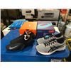 Image 2 : 2 NEW IN BOX SHOE SIZE 8 1/2 & 10: NIKE & ASICS