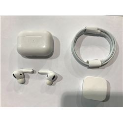 NEW WIRELESS BLUETOOTH EAR PODS (NOT AN APPLE PRODUCT)