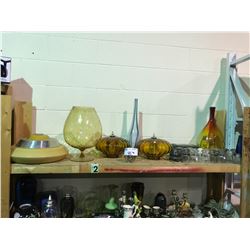 ASSORTED GLASS ART & LIGHT COVERINGS