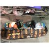 Image 1 : BURTON SNOWBOARD & SOFT CASE
