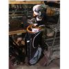 Image 1 : GOLF CADDY WITH CLUBS
