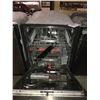 Image 2 : SAMSUNG BUILT IN DISHWASHER, STAINLESS STEEL, MODEL #UNKNOWN