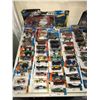 Image 2 : SHELF LOT OF ASSORTED BATMAN, STAR WARS AND COLLECTABLE HOT WHEELS