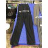 Image 2 : 6 PAIRS OF PANTS SIZE: M, L BRANDS: REIGNING CHAMPS, NIKE, UNDER ARMOUR