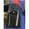 Image 2 : 8 ARTICLES OF CLOTHING SIZES S,M,L,XL BRANDS: VANS, ADIDAS, UNDER ARMOUR, REIGNING CHAMPS