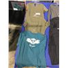 Image 2 : 10 ASSORTED ARTICLES OF CLOTHING SIZES M,L,2XL BRANDS: REIGNING CHAMPS, KIT & ACE, RED KAP, WRANGLER