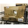 Image 1 : 1 PERSON INFLATABLE KAYAK AND MICROWAVE CART