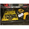 Image 1 : DEWALT JOBSITE RADIO AND SOCKET SET