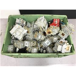 LOT OF ALLEN BRADLEY MISC. CONTACTOR / RELAY