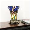 Image 3 : Tiffany Style Floral Stained Glass Table Lamp