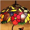 Image 4 : Colorful Stained Art Glass Table Lamp