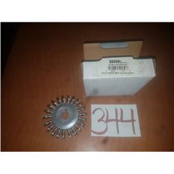 Knot Wired Wheel 4" x 1/4" x 1/2"
