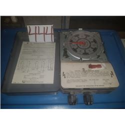 Paragon Electric Timing Motor model 7007-71 SPEC.NO. A-309-71
