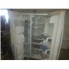 Image 1 : Whirpool Gold Frigidaire 33" x 67" x 32" with ice and water distribution
