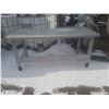 Image 1 : Work Table