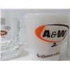 Image 3 : 1 A&W Cup, 3 Minature A&W Mugs
