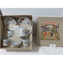 Vintage Childs Tea Set In Original Box