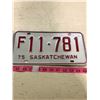 Image 2 : Pair Of 1975 Saskatchewan Plates