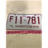 Image 3 : Pair Of 1975 Saskatchewan Plates