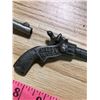 Image 3 : Tiny Metal Cap Guns Made In U.S.A