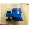 Image 3 : New Holland Metal + Plastic Tractor