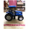 Image 5 : New Holland Metal + Plastic Tractor