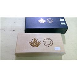Canada 20$ Coin Majestic Maple Leaf Set in Wooden Box