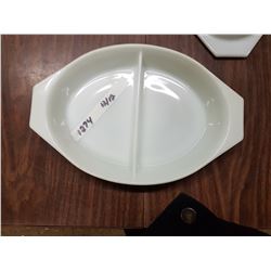 Pyrex Divided Dish