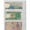 Image 9 : Binder of Foreign Notes  Lot of 16