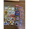 Image 1 : LOT OF PINS & BADGES