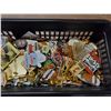 Image 3 : TRAY OF ASST PINS