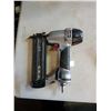 Image 2 : PORTER CABLE AIR NAILER