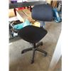 Image 1 : Black office chair