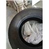 Image 2 : 3 MICHELIN 235/70R16 TIRES
