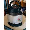 Image 2 : BISSEL LITTLE GREEN MACHINE