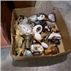 Image 3 : 2 vintage leather suitcases with box of collectibles