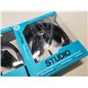Image 3 : 2 NEW IN BOX HEADPHONES