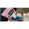 Image 2 : LOT OF FEATHER COLLARS, MAKEUP ORGANIZER, TOQUE, MOUTH GUARDS, ETC